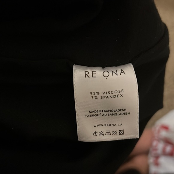 COPY - 🖤 NWOT Re Ona - Halterneck Dress in Black - Picture 10 of 12